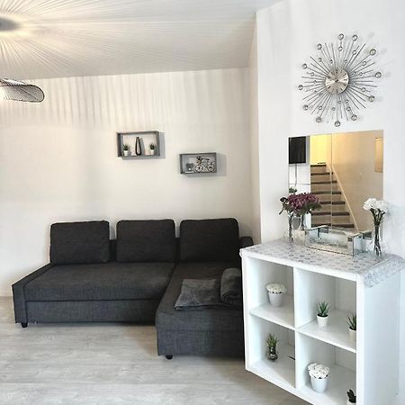Jolie Appartement Duplex 2 Min Gare-Disney Et Paris 15 Min Noisy-le-Grand Buitenkant foto