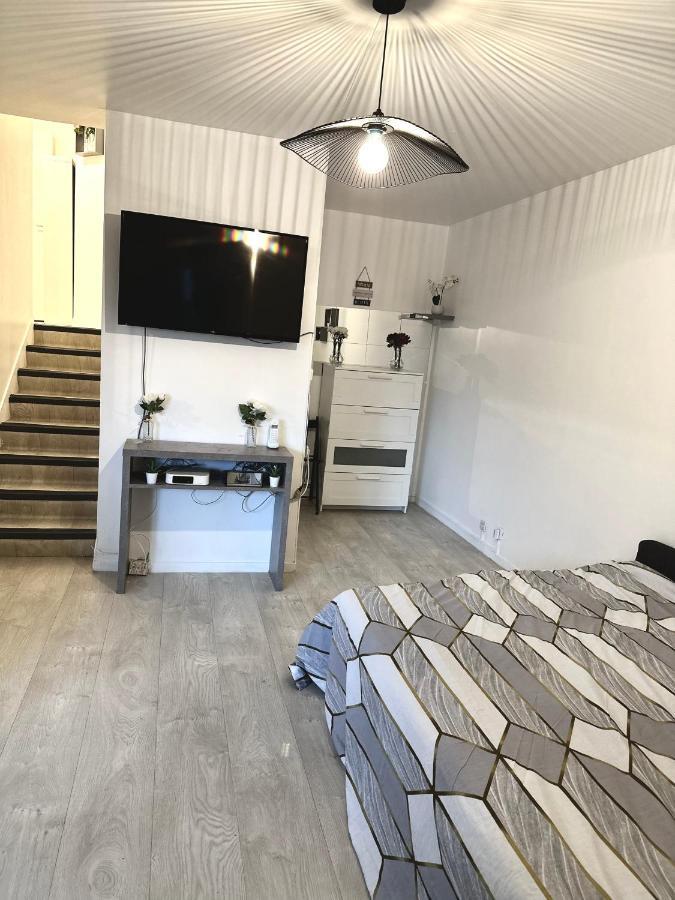 Jolie Appartement Duplex 2 Min Gare-Disney Et Paris 15 Min Noisy-le-Grand Buitenkant foto